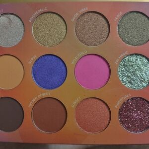 PUR Festival Eyeshadow Palette Limited Edition Pressed Pigments 12 Colors Makeup